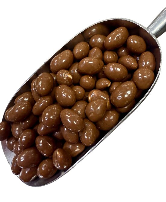 Žemės riešutai pieniniame šokolade